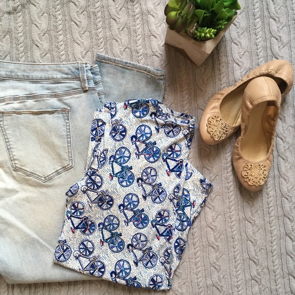 Philosophy Tops - NWT Philosophy Woman Blue Bicycle Printed Top